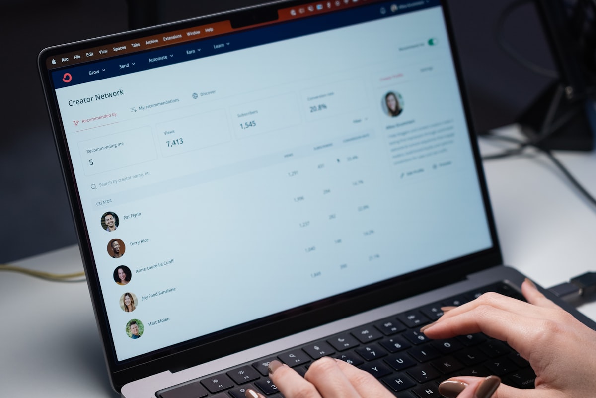 Email thread complexity in dispatch automation: keeping carrier communication in one thread